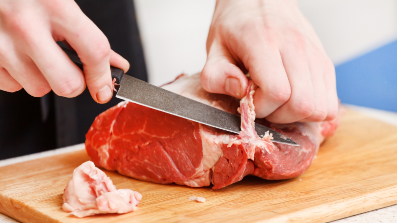 Illustration for article titled Five Knives Every Home Chef Should Own
